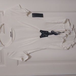 White tshirt with black corset on the waist